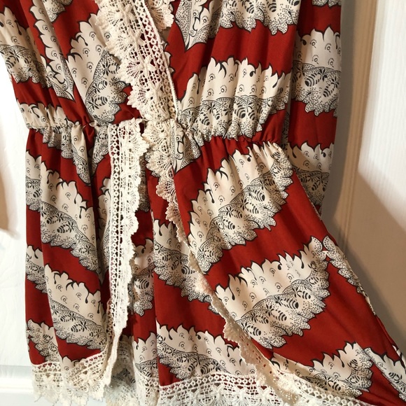 Boutique shorts romper - Picture 2 of 2